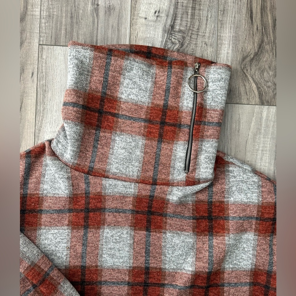 White Birch Plaid Cowl Neck Sweater Sweatshirt  Zip Detail Gray/OrangeSz L - Picture 6 of 7